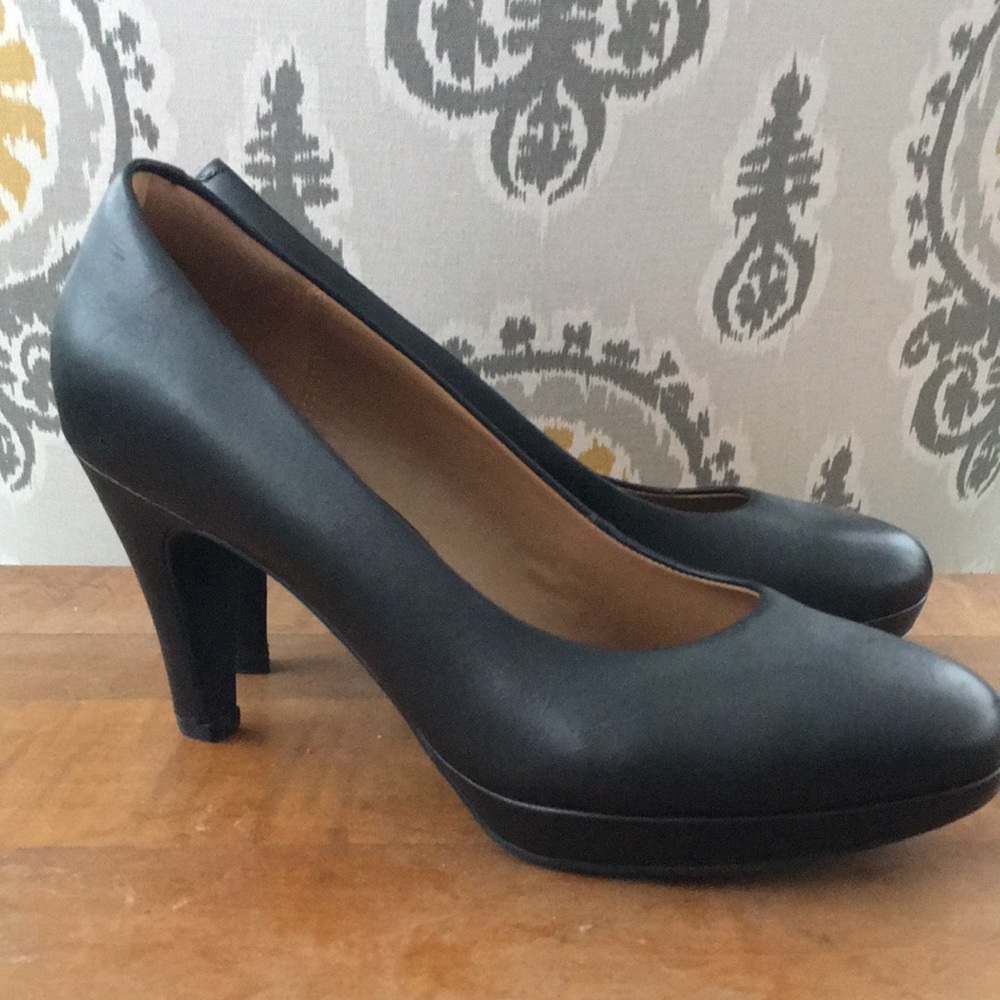 Clark’s heels